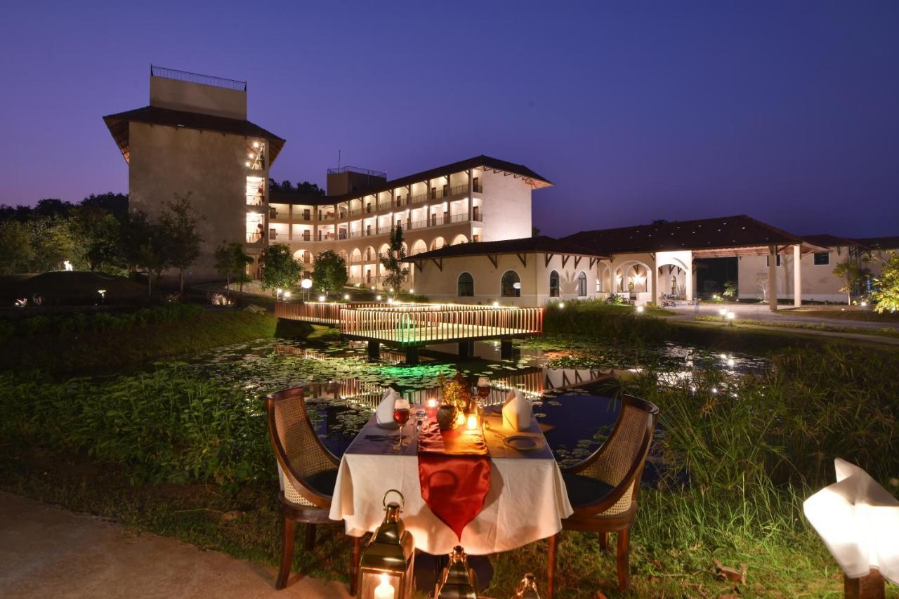 Bhanu The Fern Forest Resort & Spa, Jambughoda מראה חיצוני תמונה