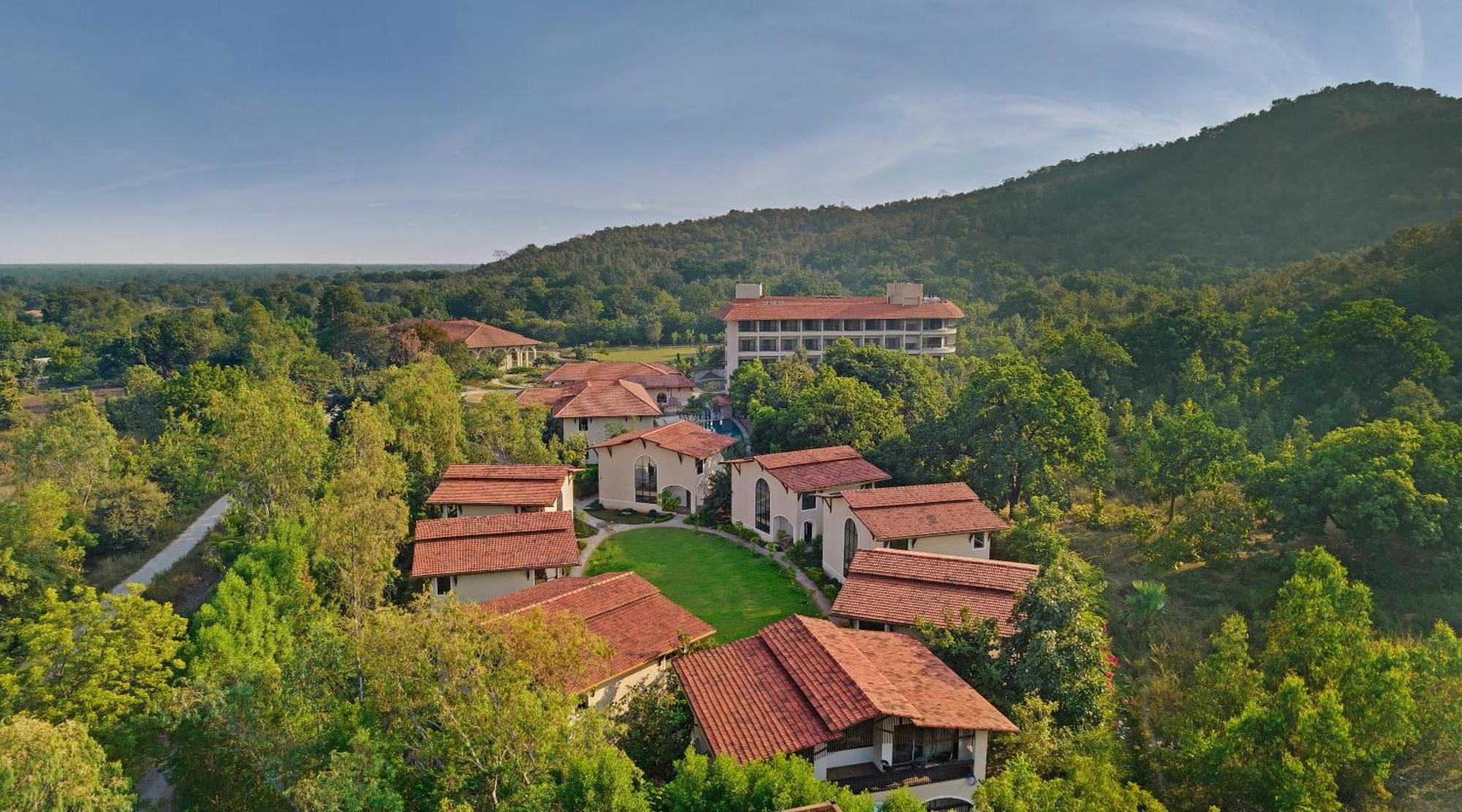 Bhanu The Fern Forest Resort & Spa, Jambughoda מראה חיצוני תמונה